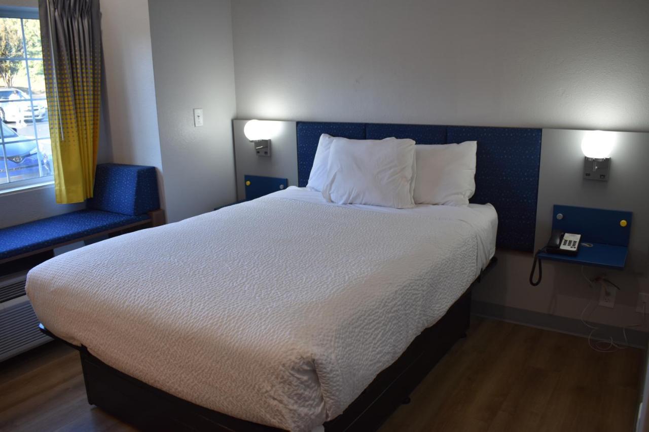 Microtel Inn & Suites By Wyndham Stockbridge/Atlanta I-75 Kültér fotó