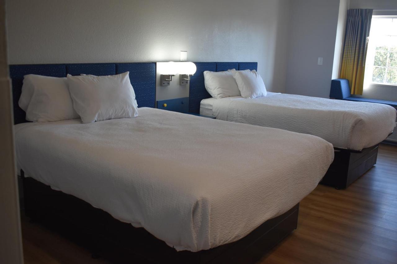 Microtel Inn & Suites By Wyndham Stockbridge/Atlanta I-75 Kültér fotó